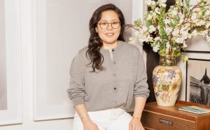 این مادر، به ستوه آمده از برندهای دارای شربت ذرت  corn syrup  و شیر کم‌چرب  skim milk ، فرمول شیر خشک نوزاد  پاک   clean  خود را توسعه داد