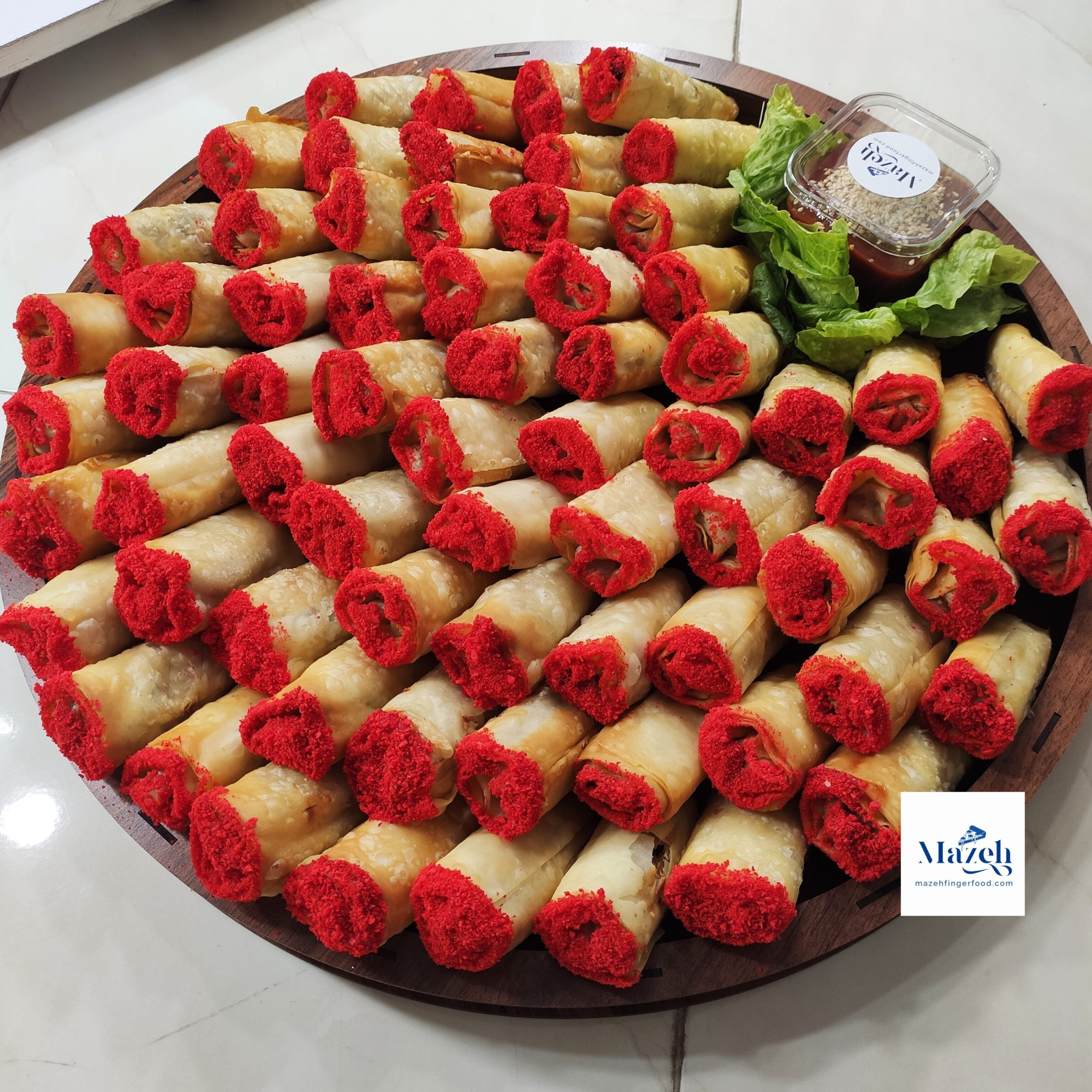 خرید و سفارش سینی فینگرفود بورک گوشت و قارچ