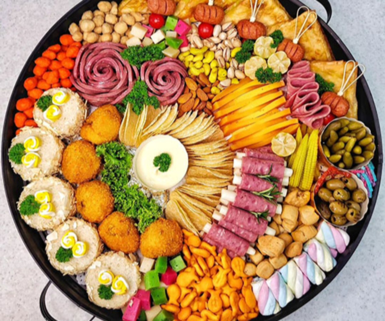 مقایسه فینگر فود خانگی یا خرید فینگرفود آماده  کدام به‌صرفه‌تر است؟